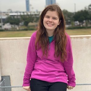 Meet your Posher, Laura